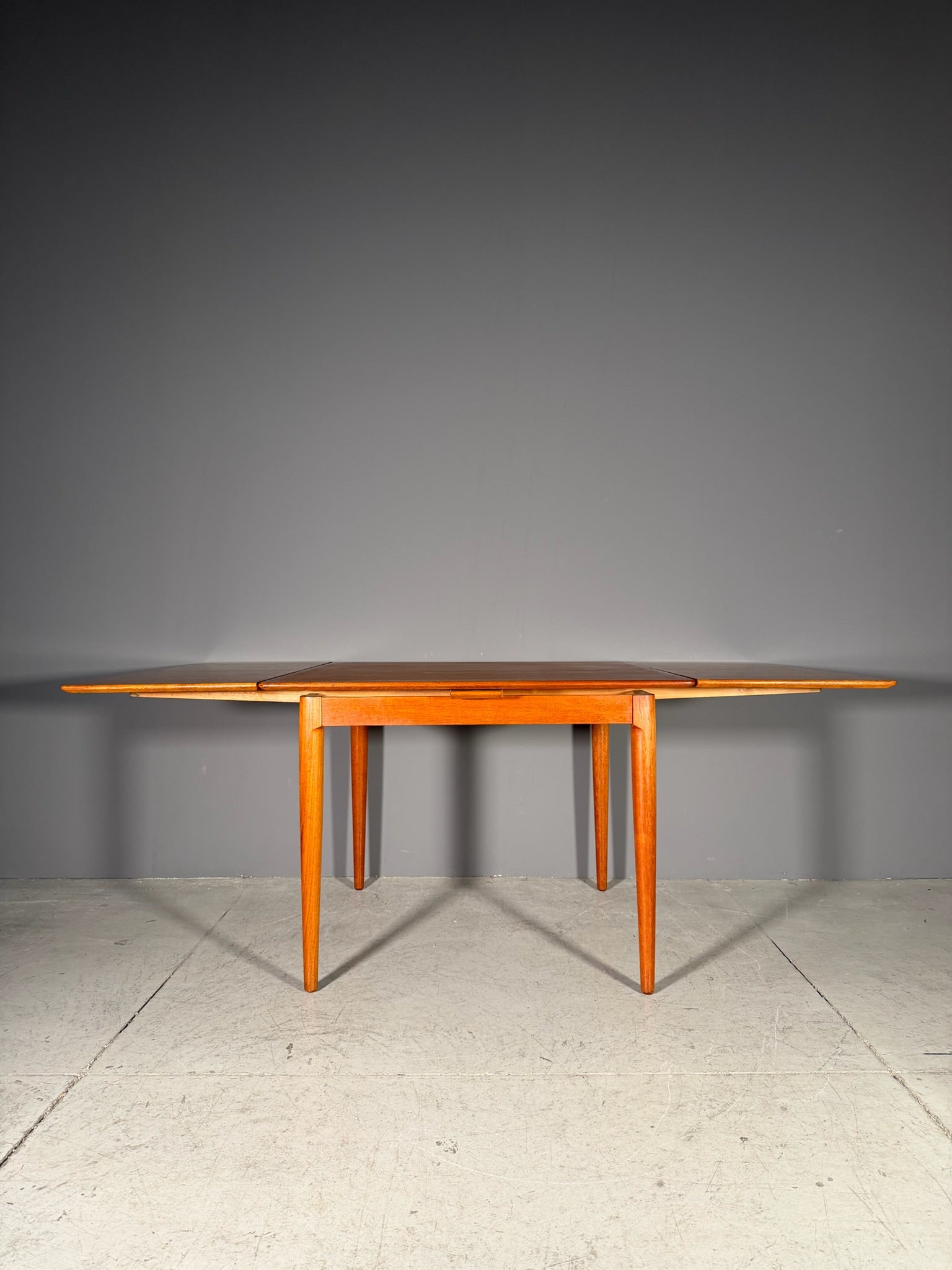 Tavolo quadrato in teak