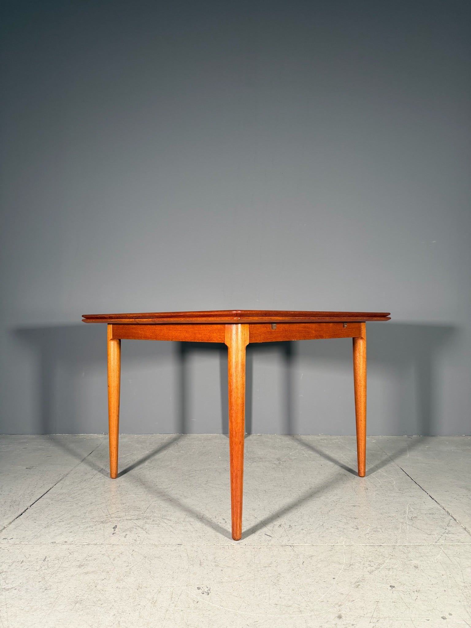 Tavolo quadrato in teak