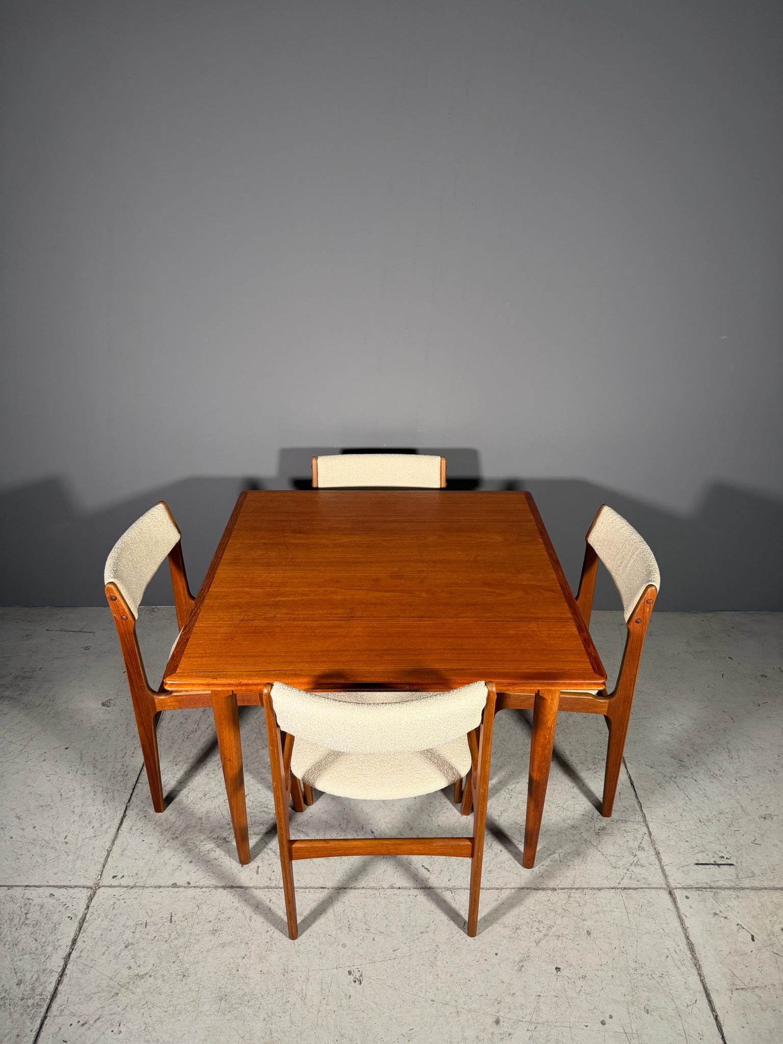 Tavolo quadrato in teak