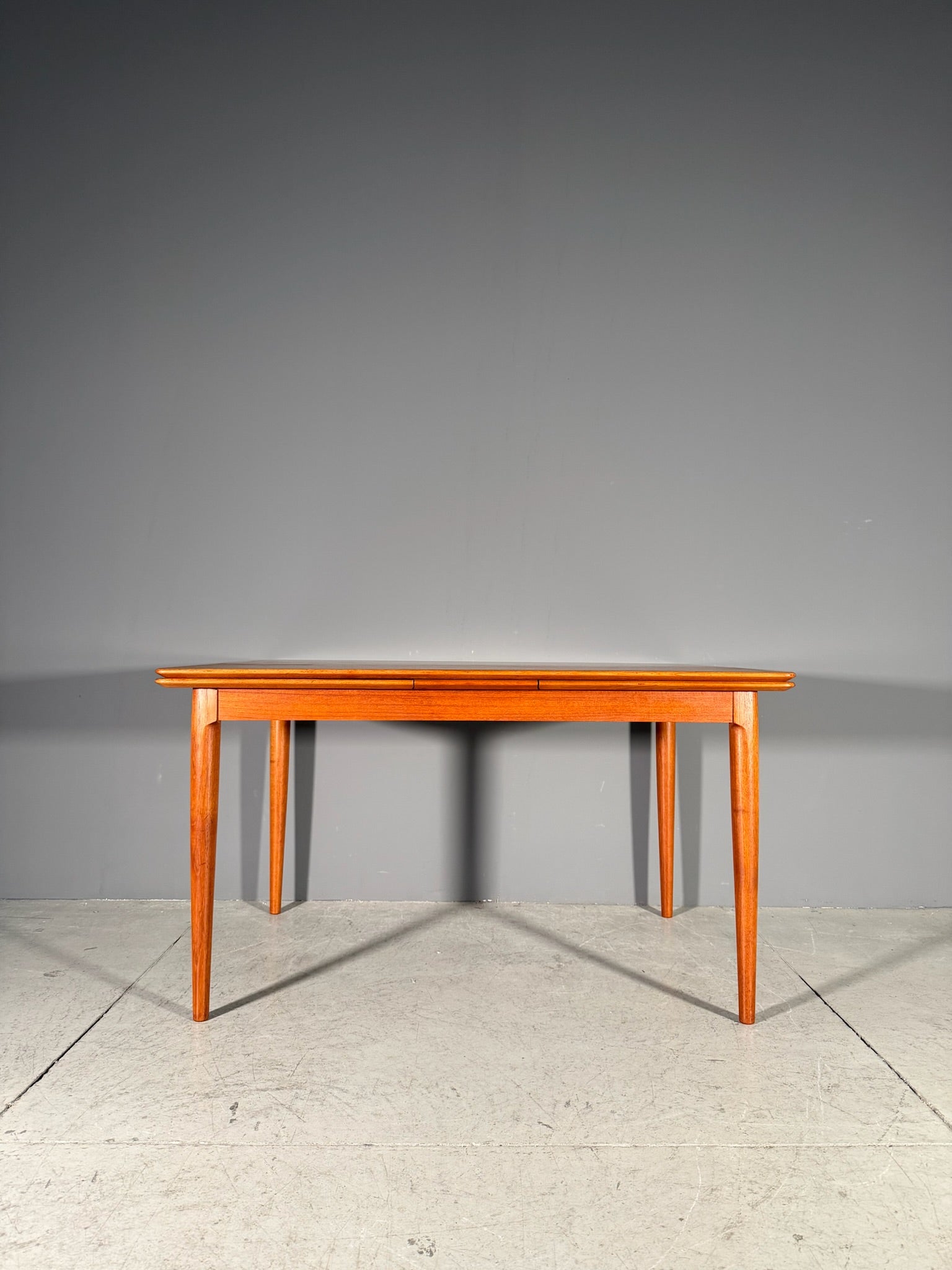 Tavolo a tiro in teak