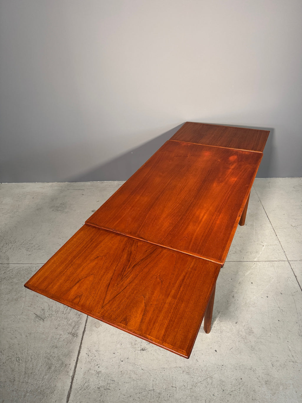 Tavolo danese in teak