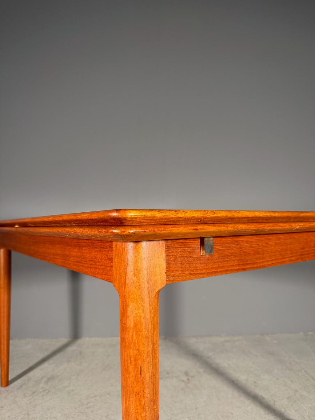 Tavolo a tiro in teak