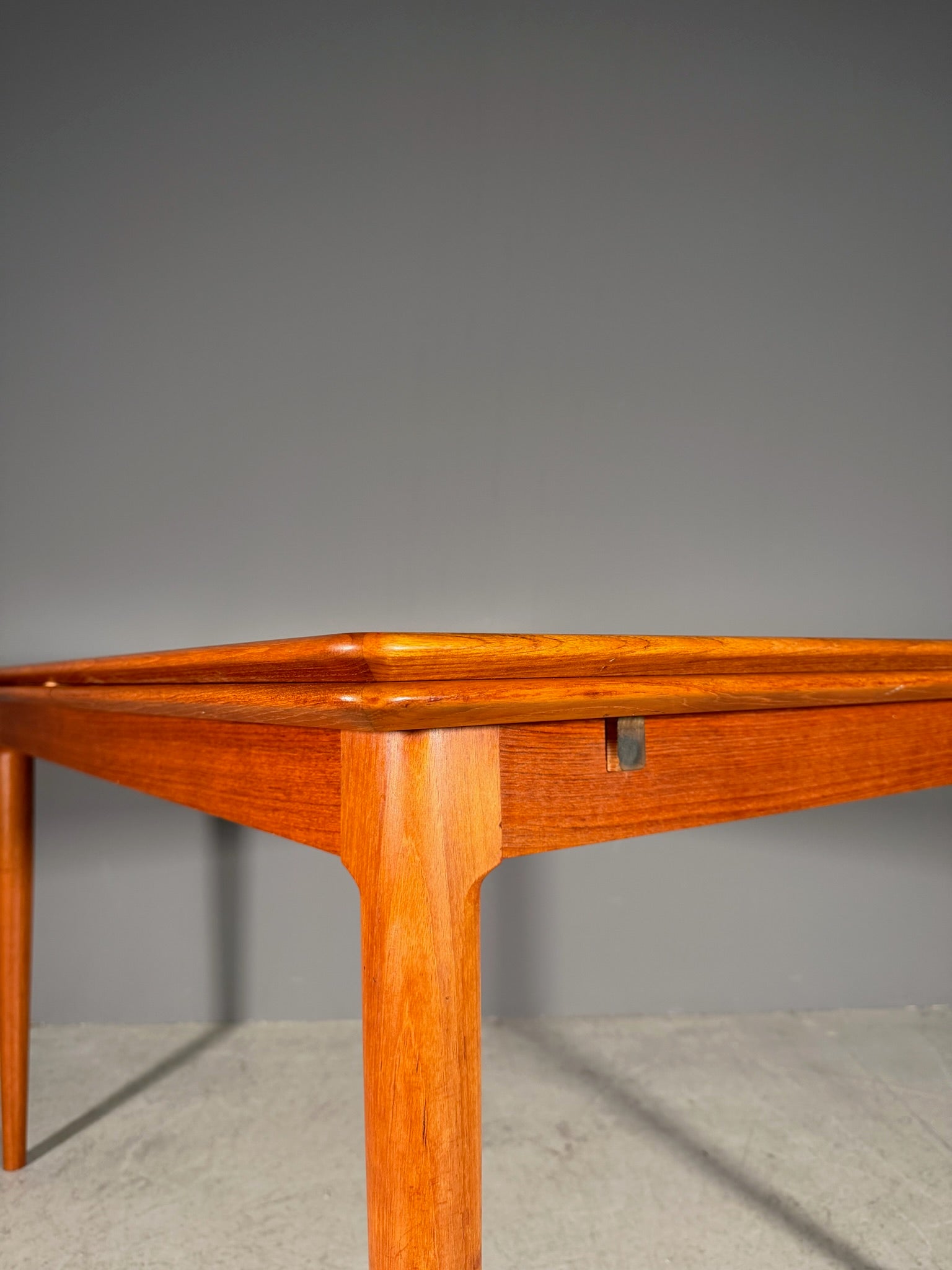 Tavolo a tiro in teak