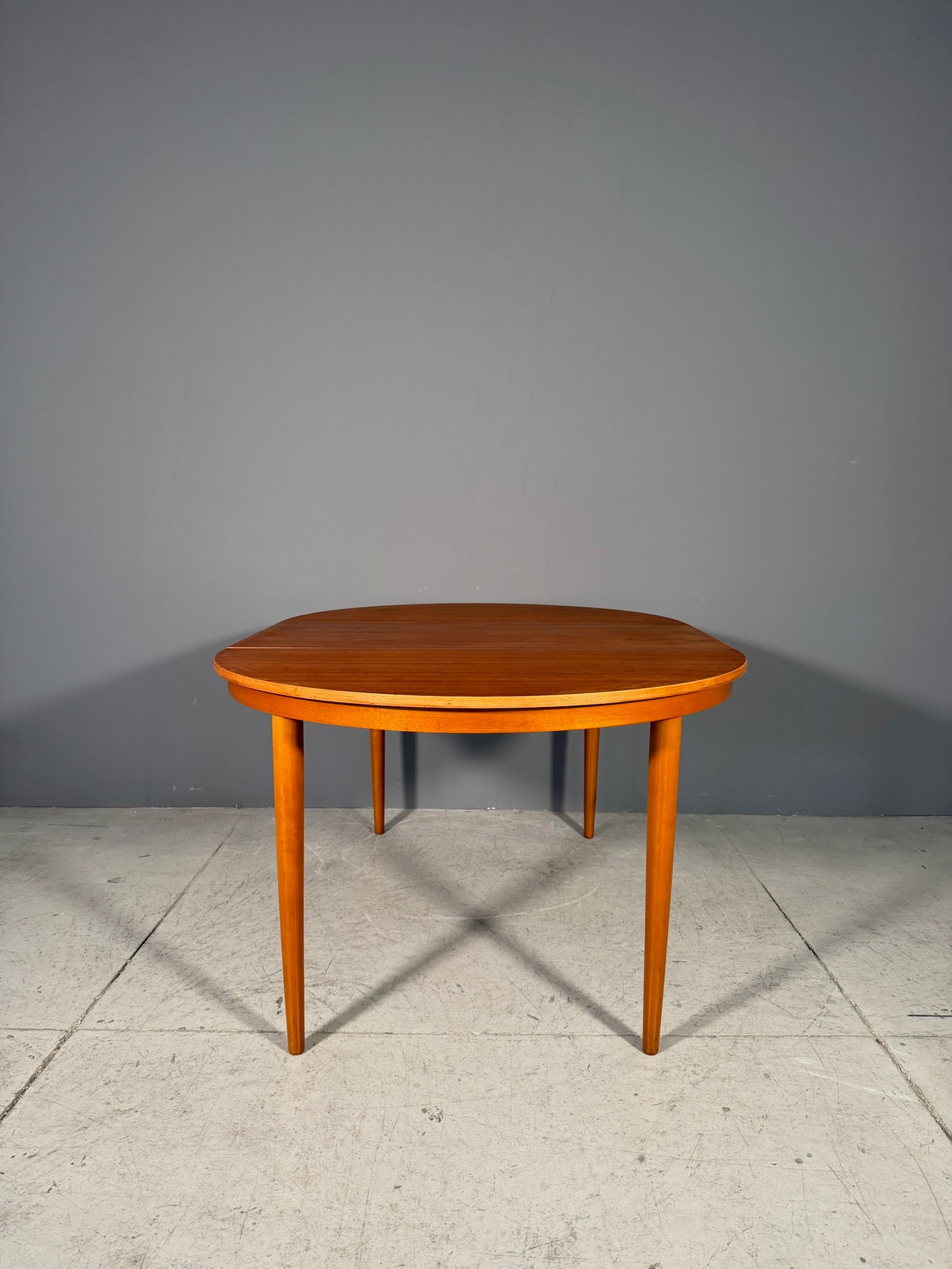 Tavolo rotondo in teak