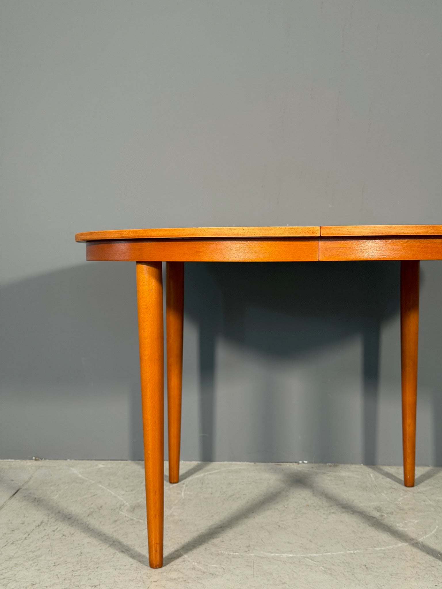 Tavolo rotondo in teak