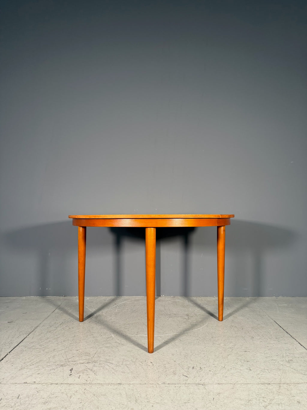 Tavolo rotondo in teak