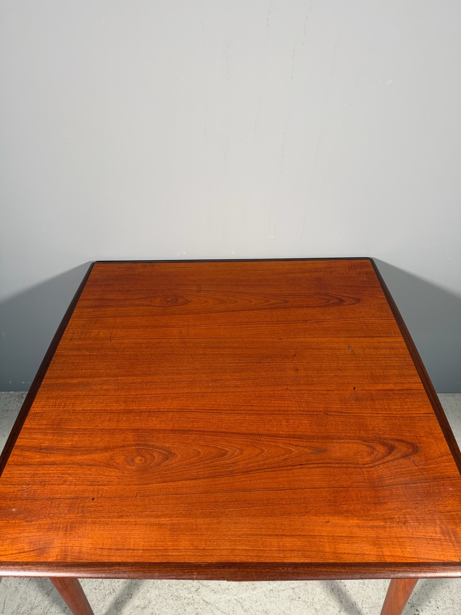 Tavolo danese in teak