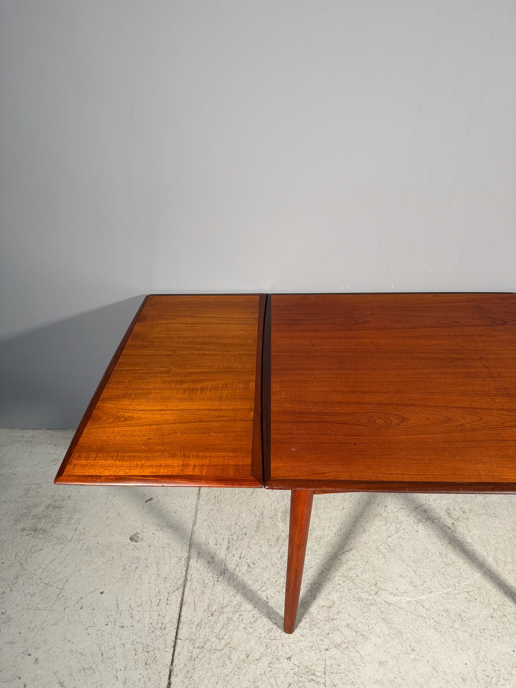 Tavolo danese in teak