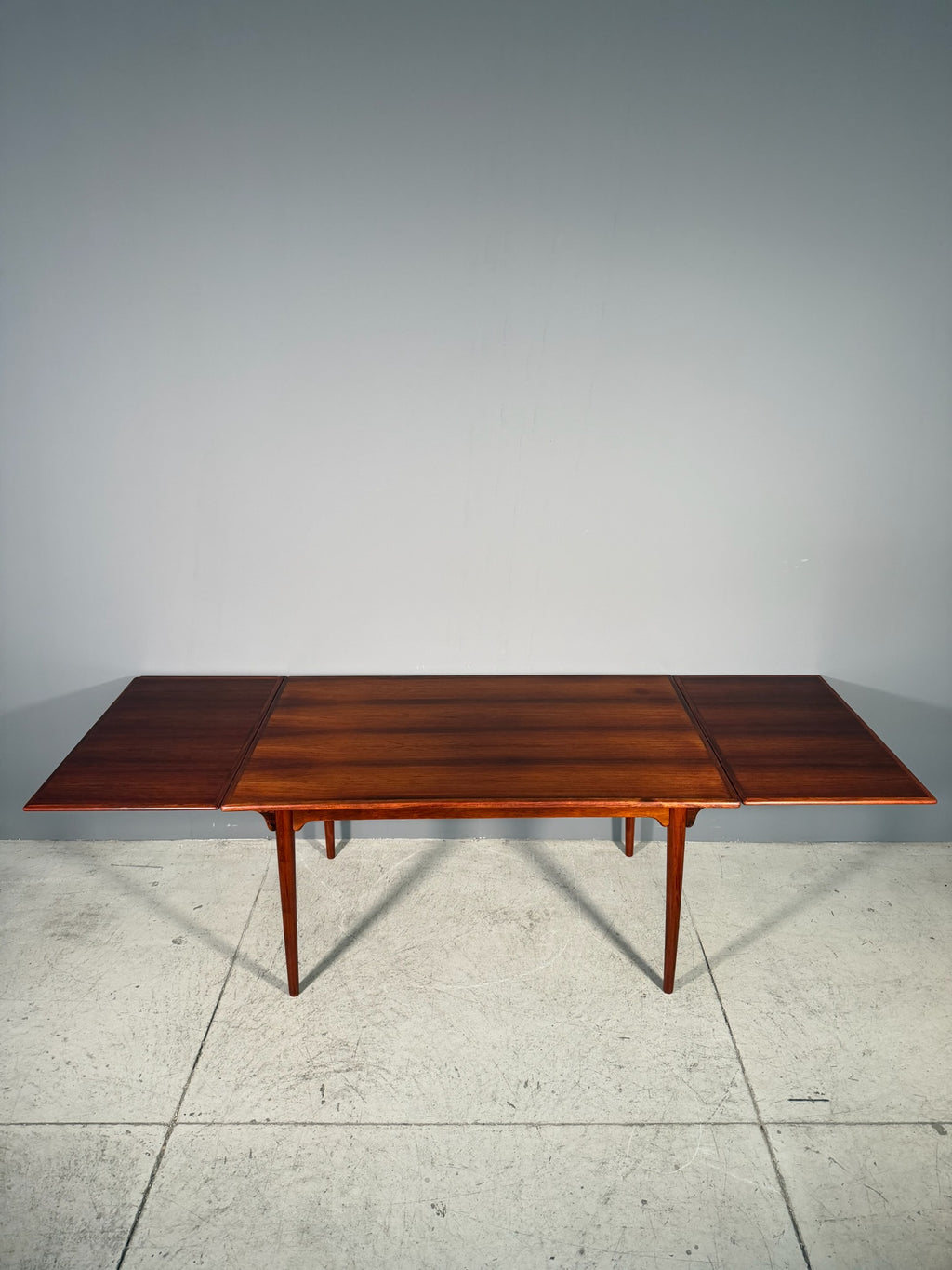 Tavolo danese in palissandro
