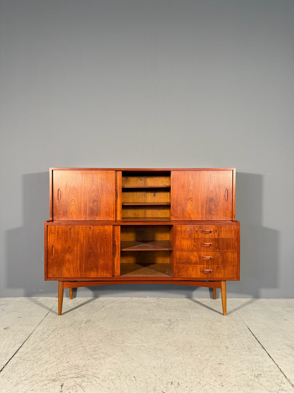 Credenza danese in teak
