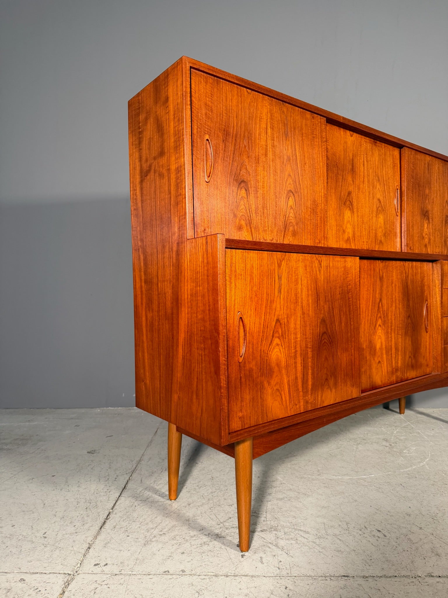 Credenza danese in teak