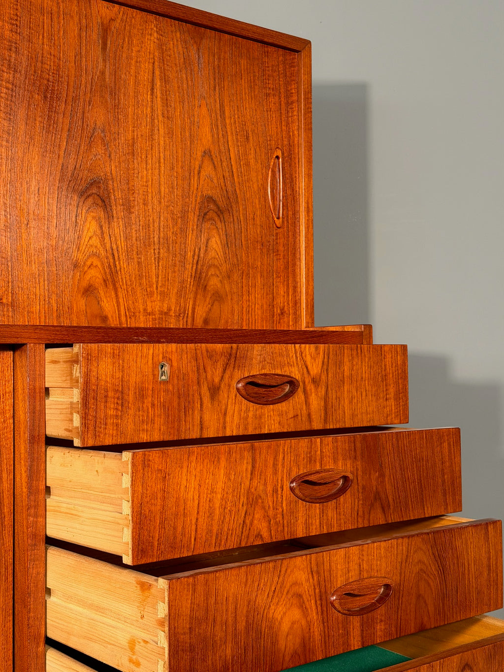 Credenza danese in teak