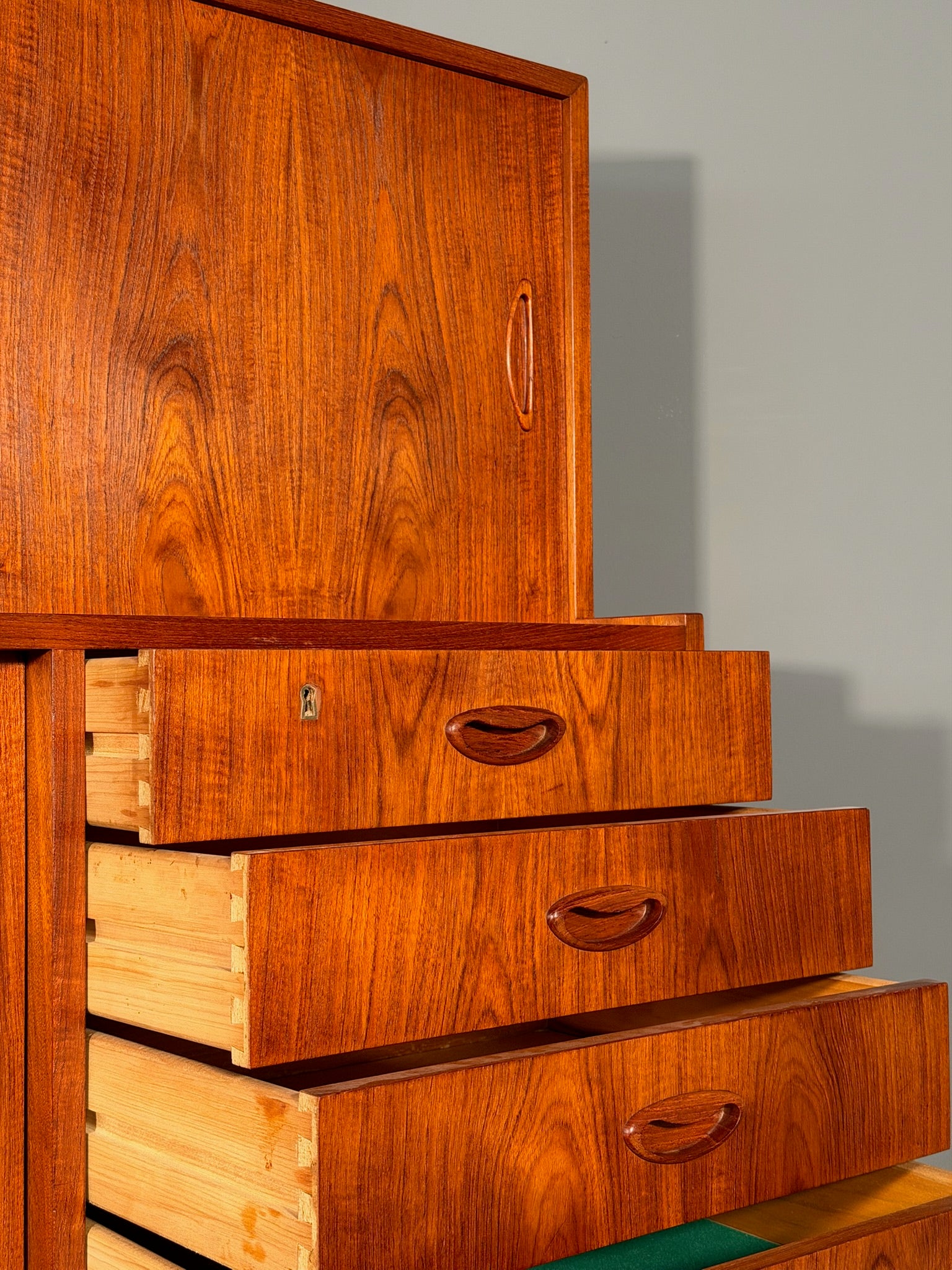 Credenza danese in teak