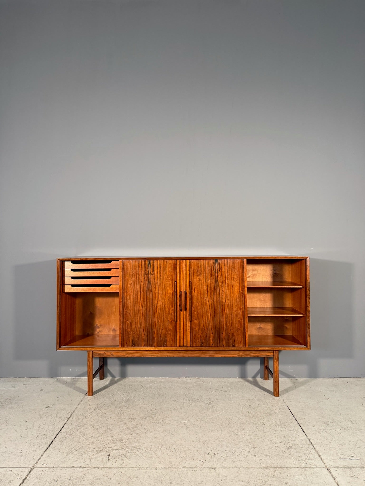 Highboard in palissandro