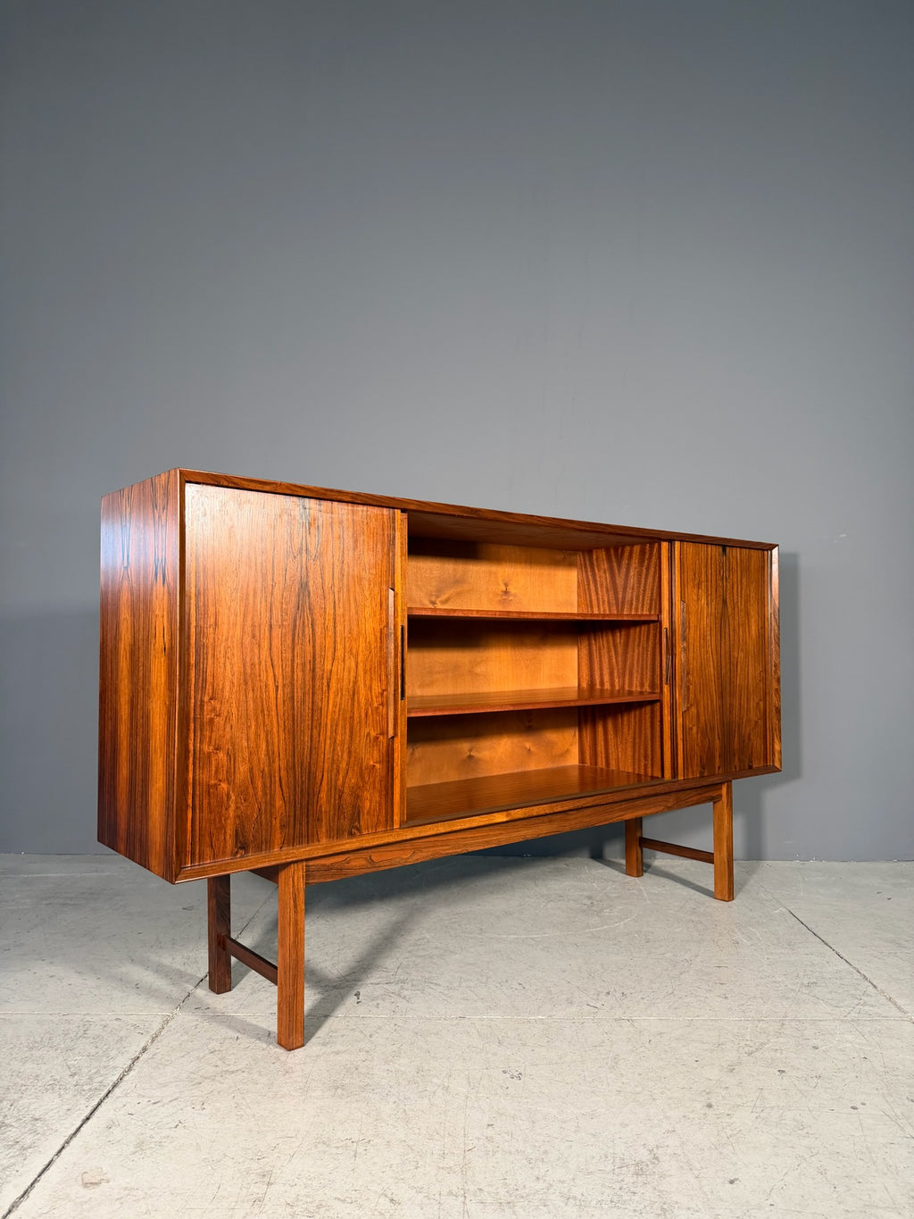 Highboard in palissandro