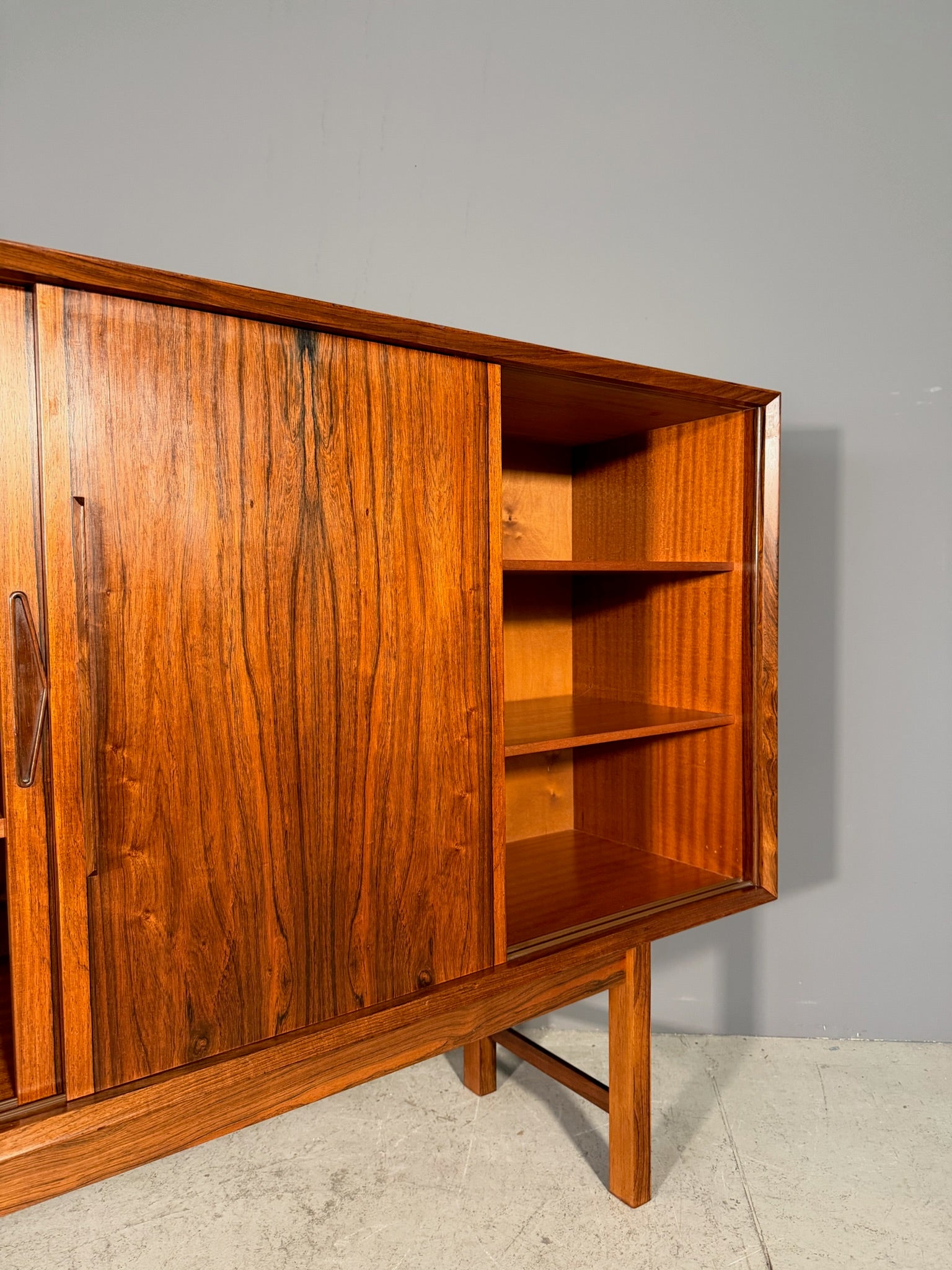 Highboard in palissandro