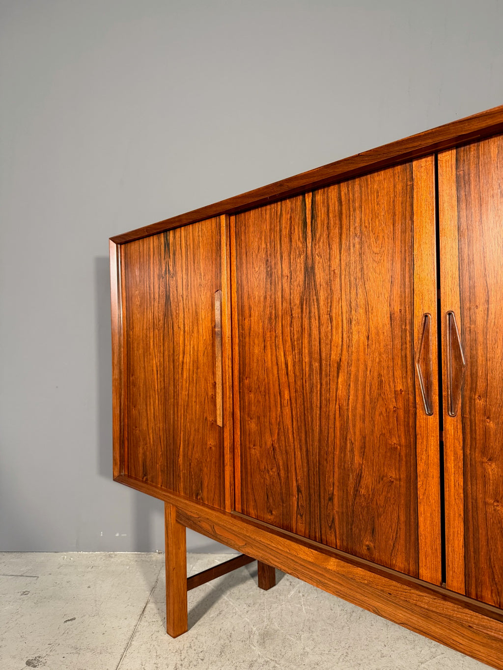 Highboard in palissandro
