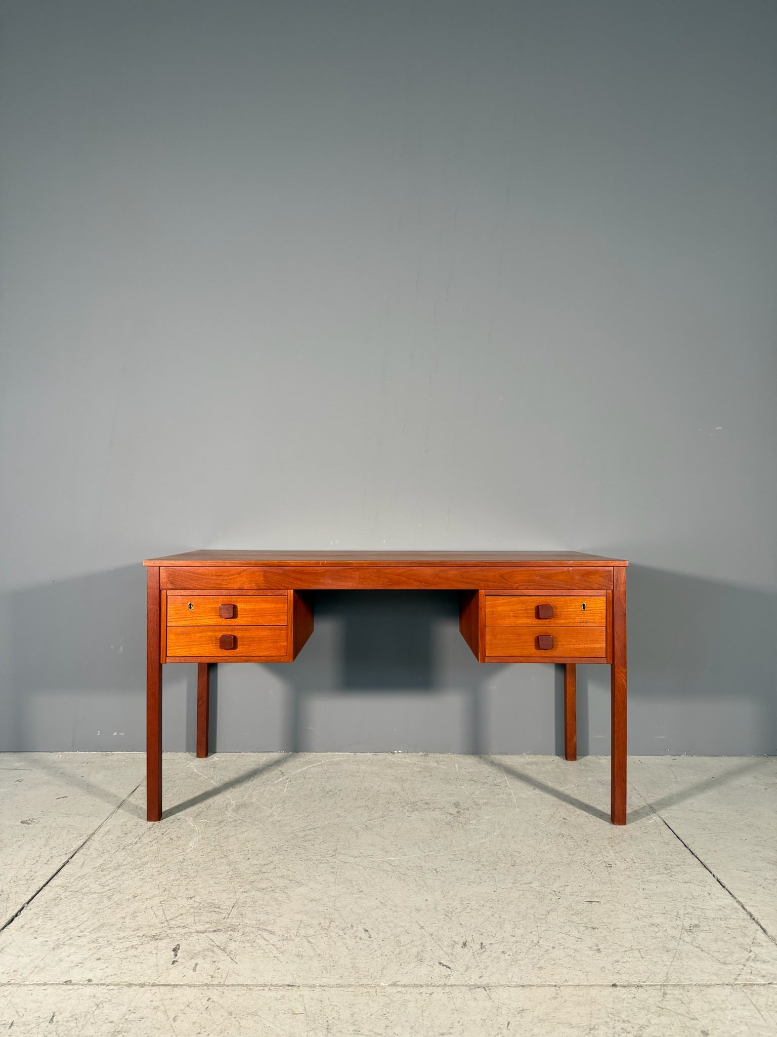 Scrivania vintage Anni 60