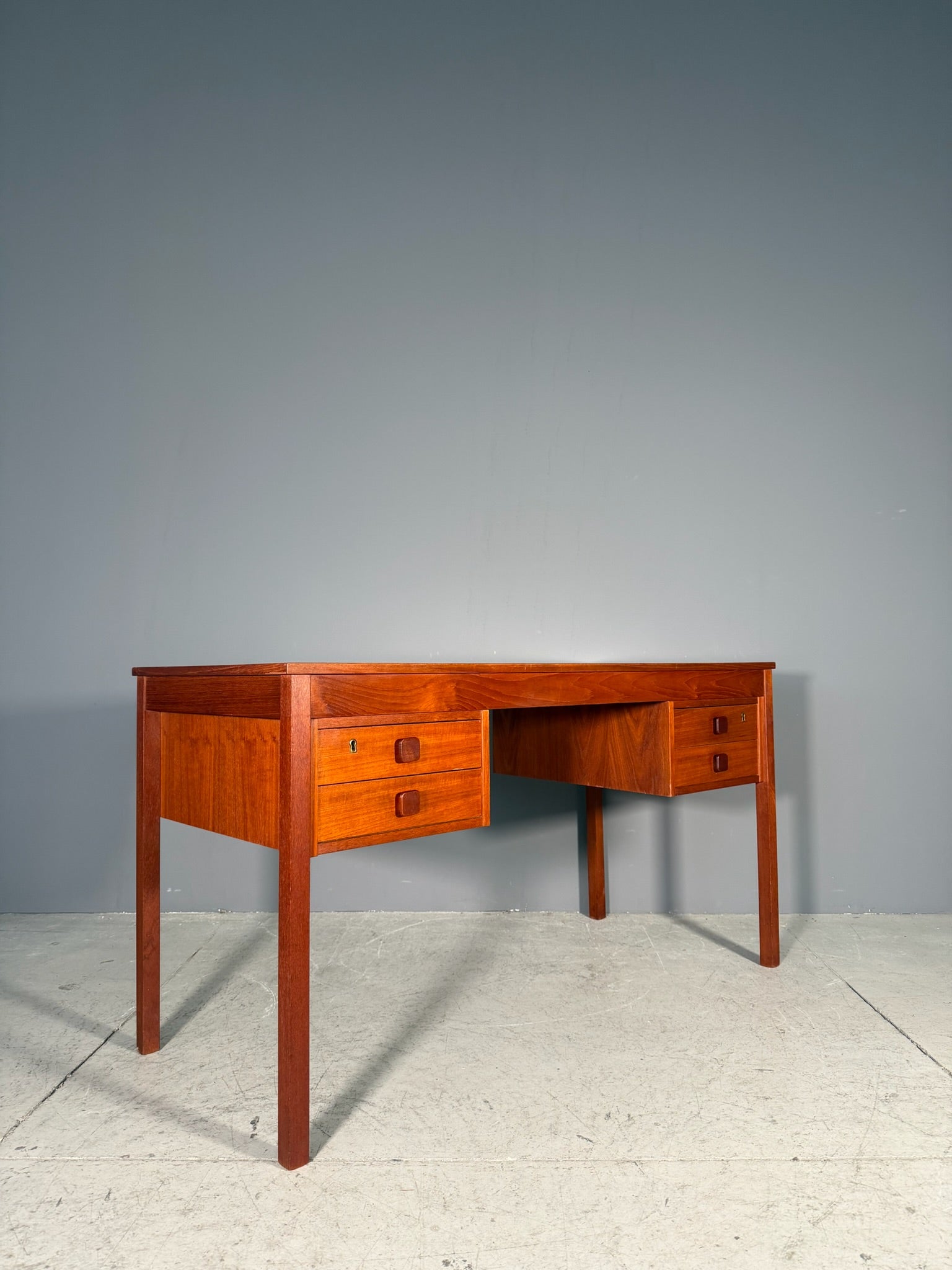 Scrivania vintage Anni 60