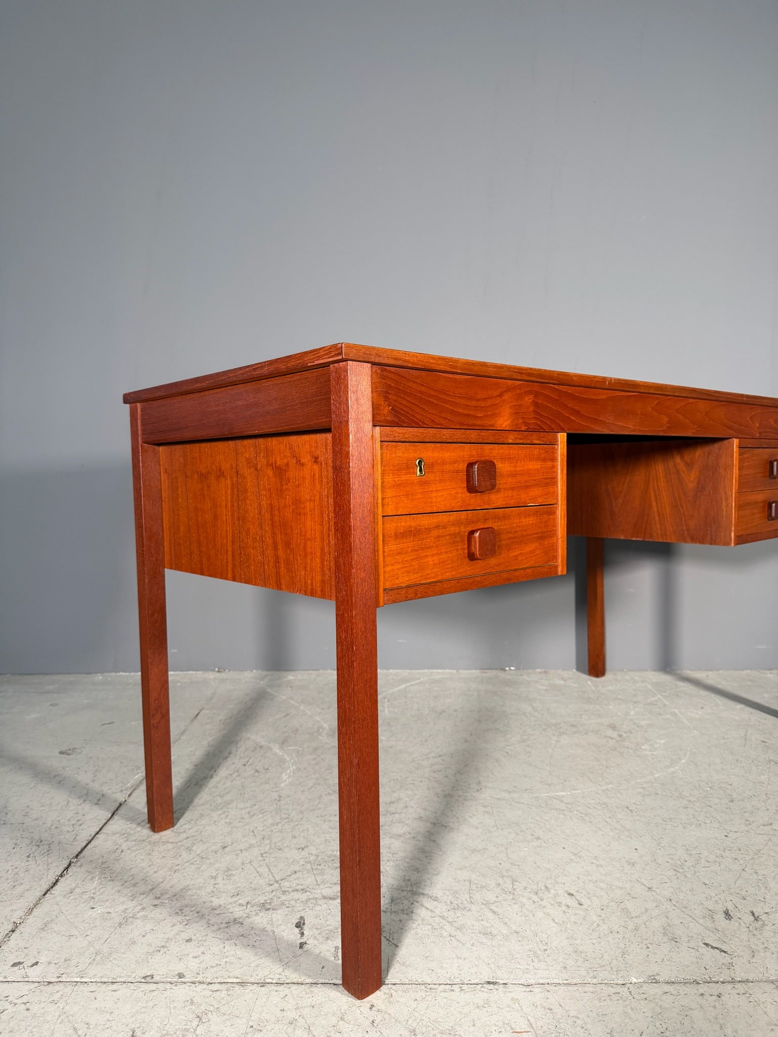 Scrivania vintage Anni 60
