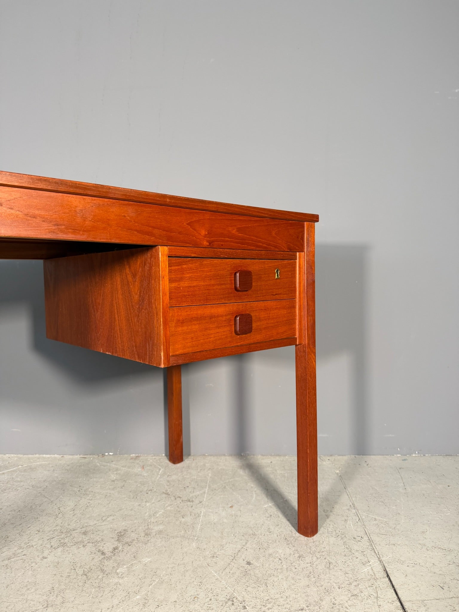Scrivania vintage Anni 60