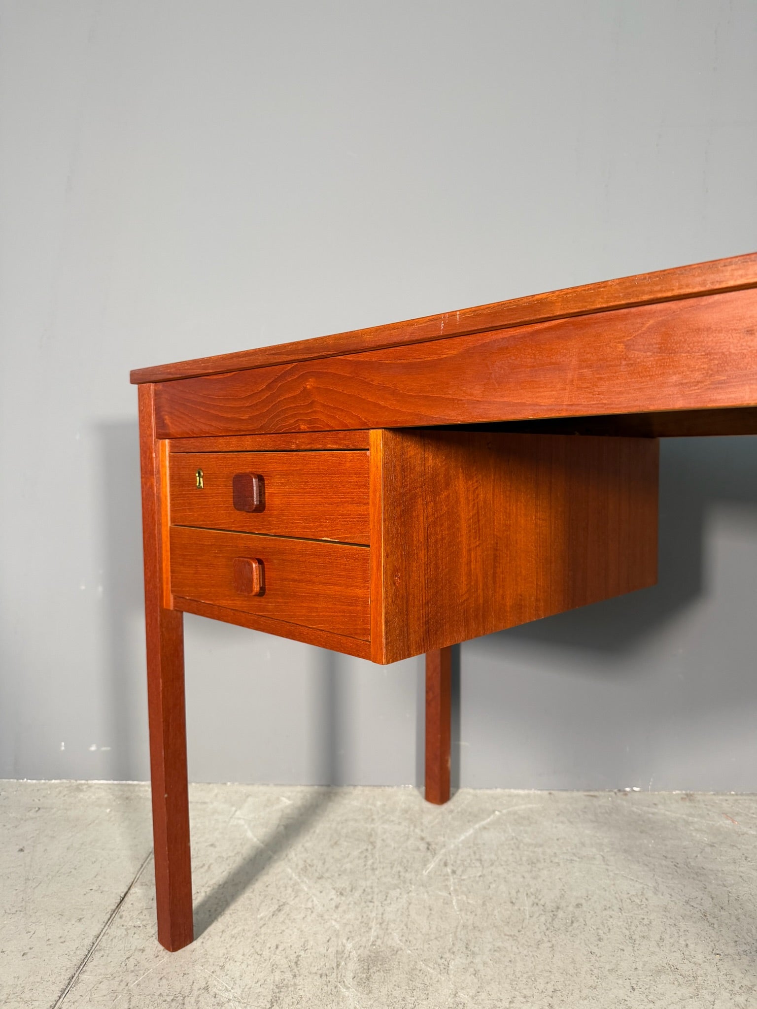Scrivania vintage Anni 60