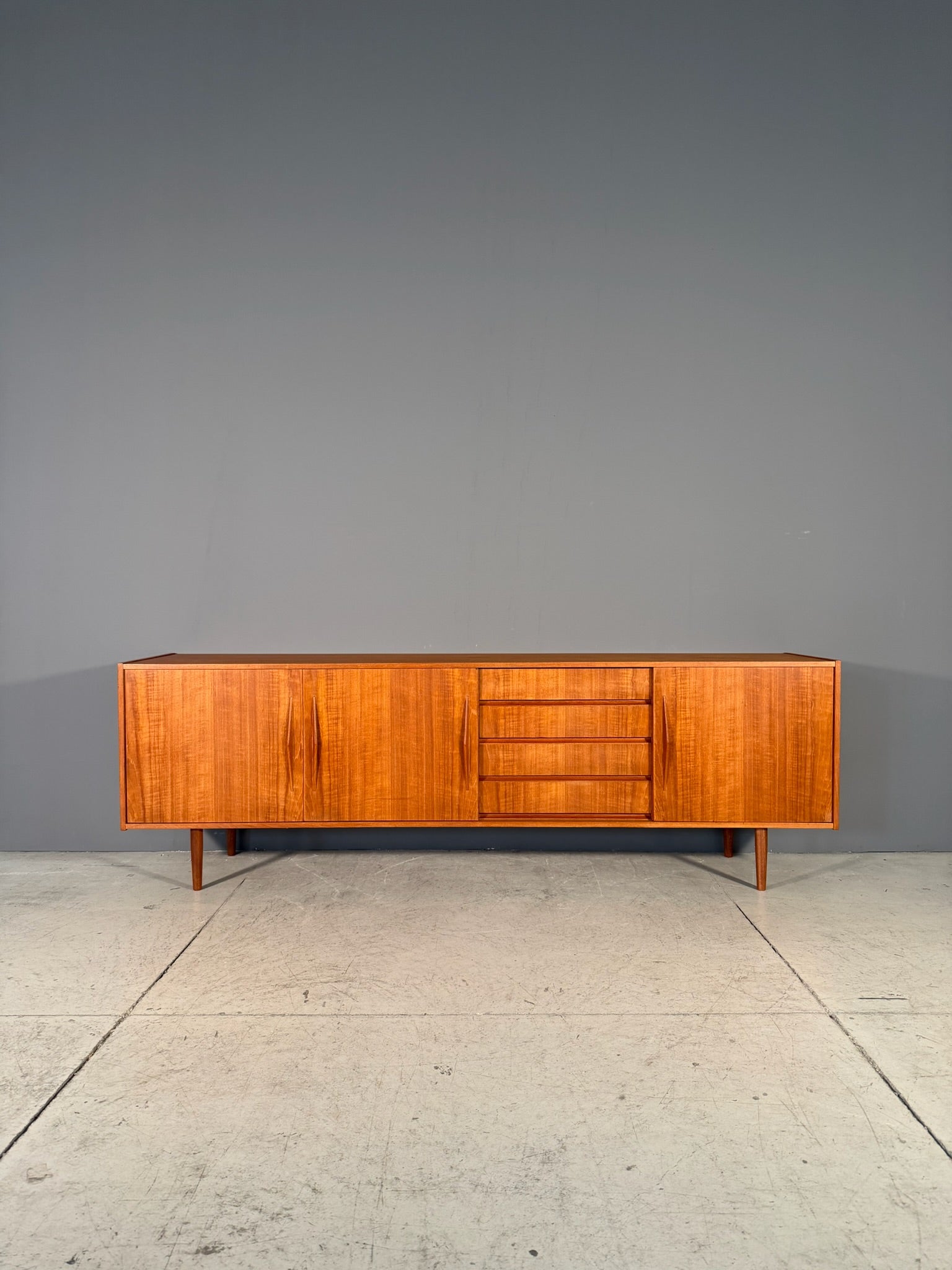 Sideboard danese in teak