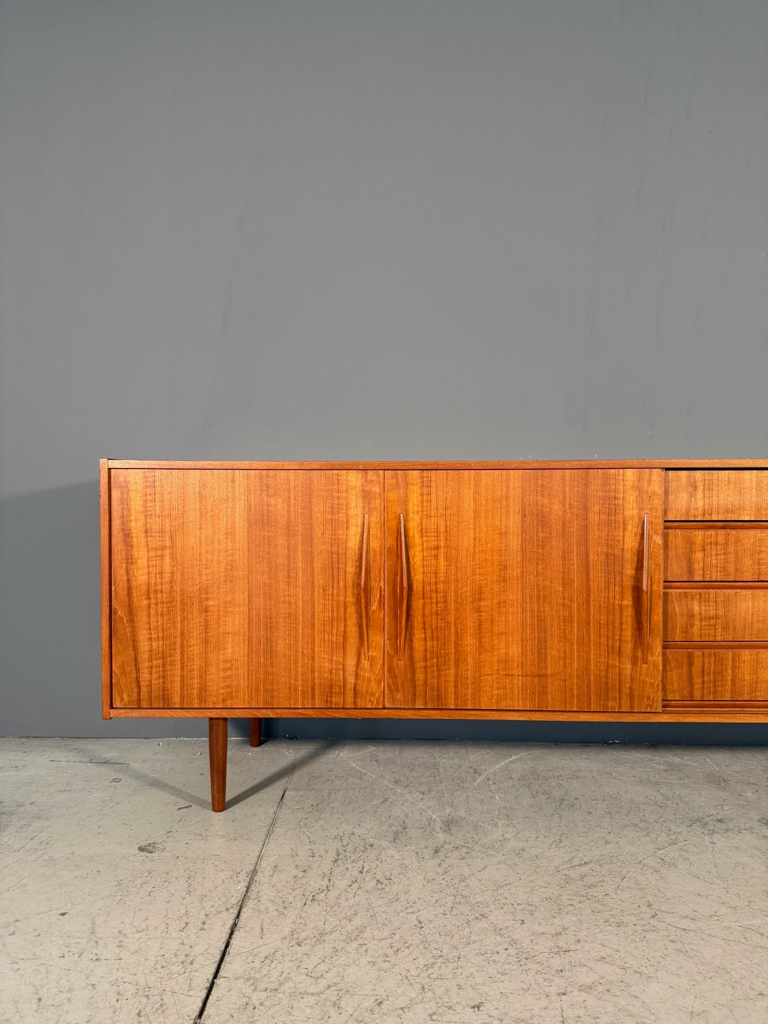 Sideboard danese in teak