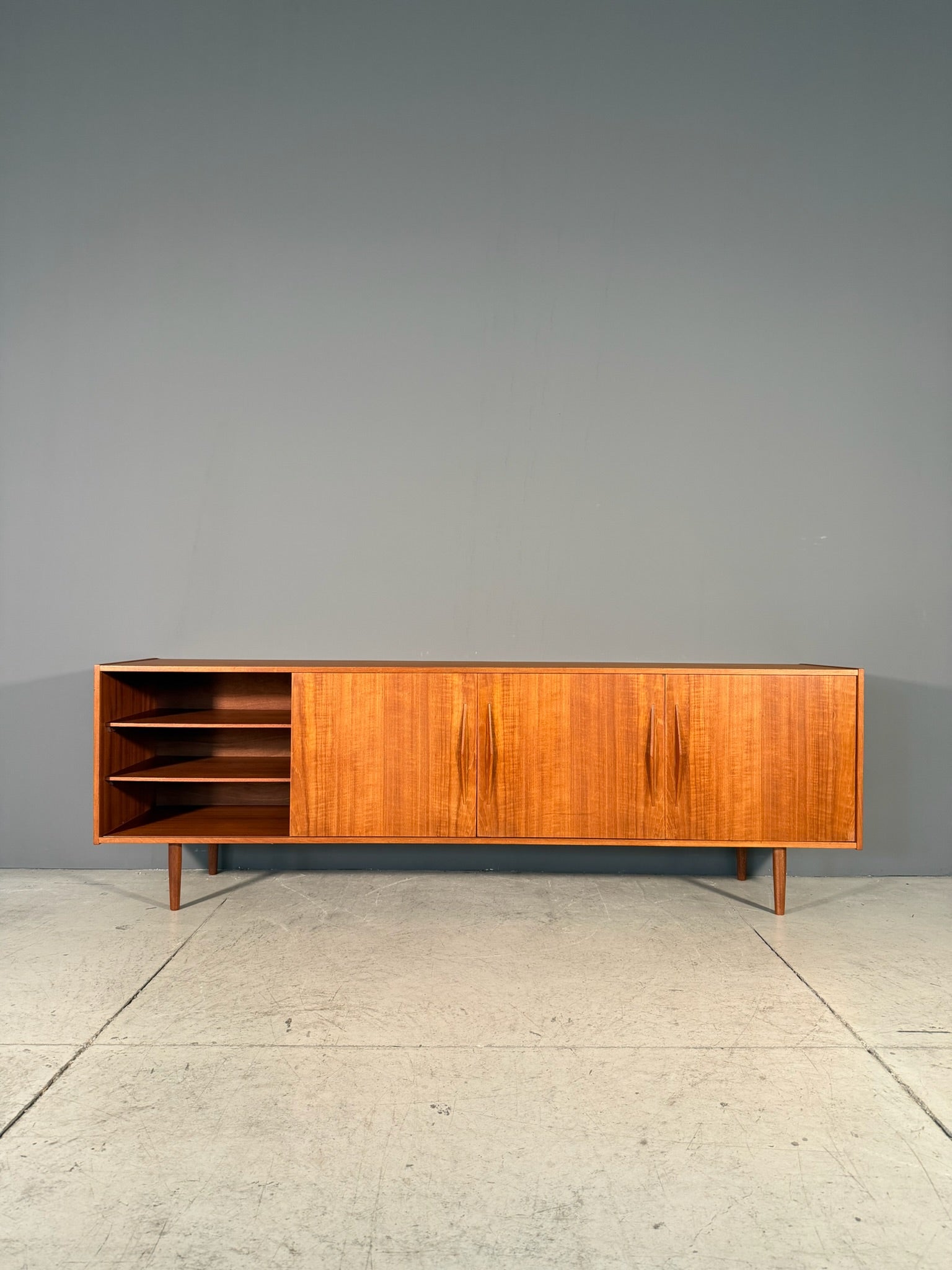 Sideboard danese in teak