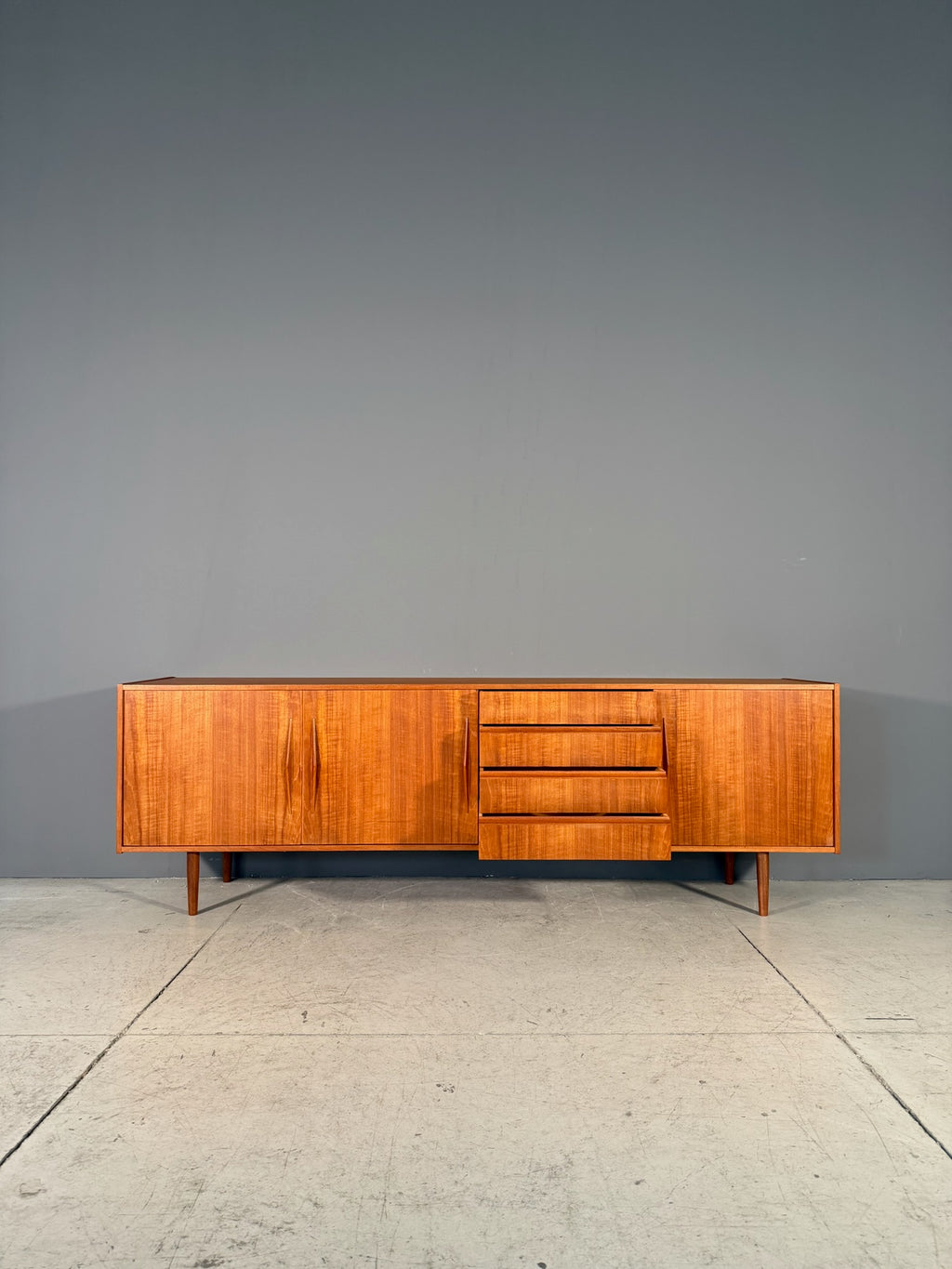 Sideboard danese in teak