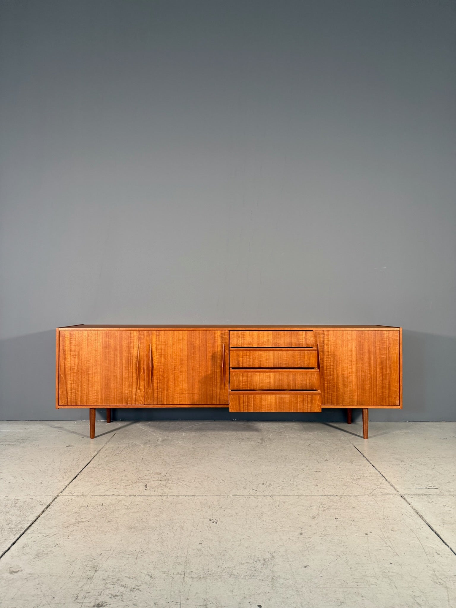 Sideboard danese in teak