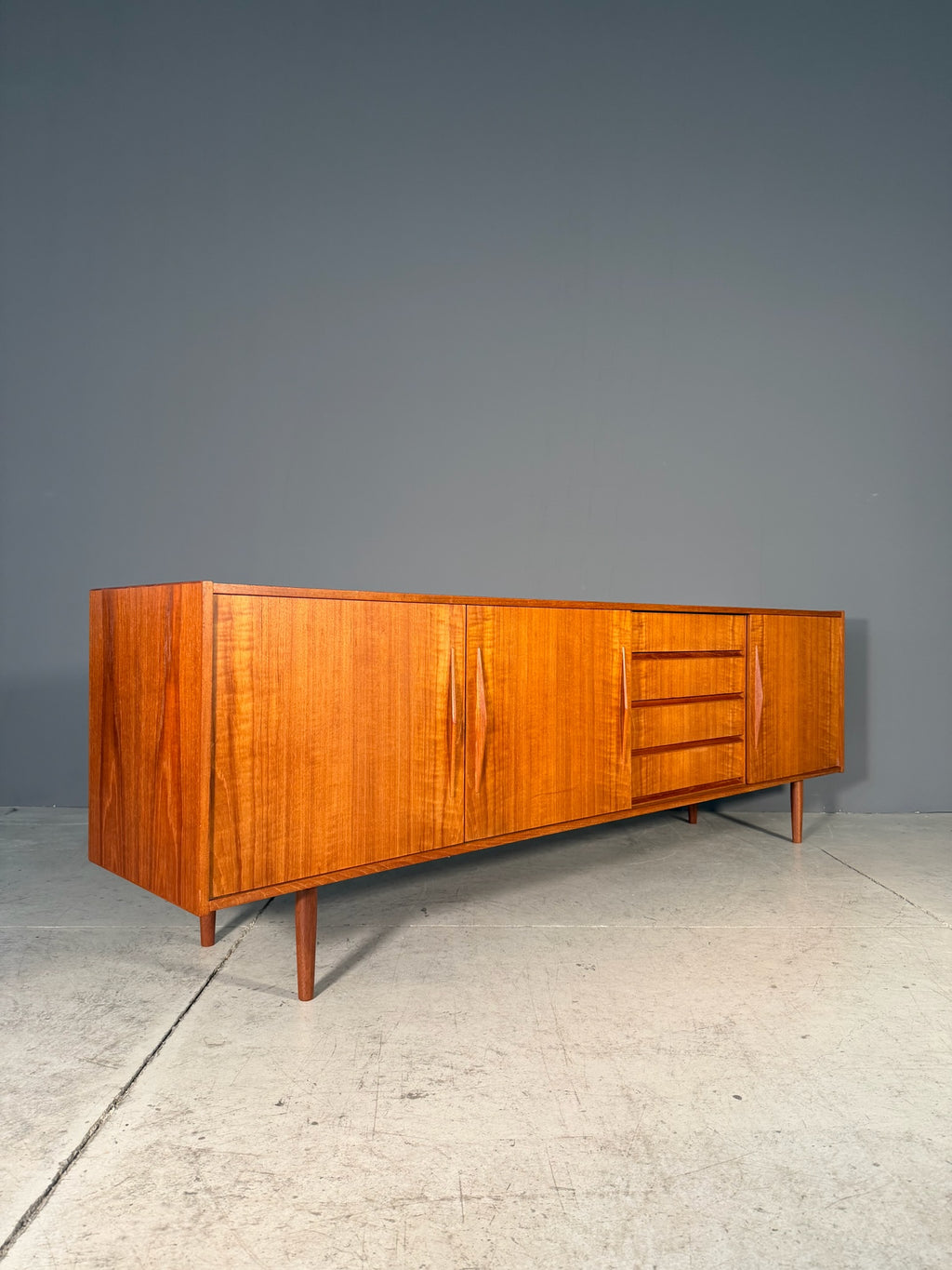 Sideboard danese in teak