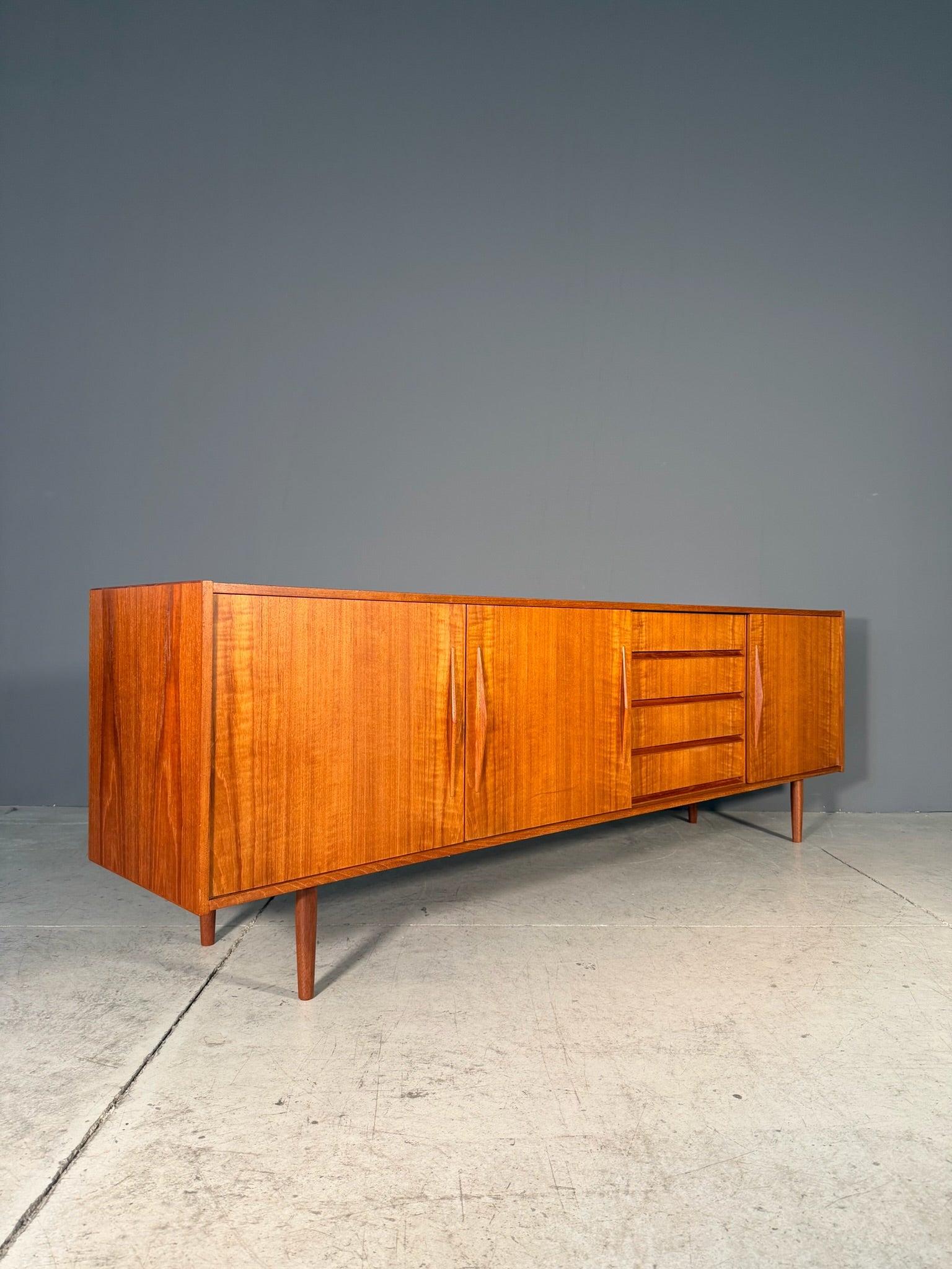 Sideboard danese in teak
