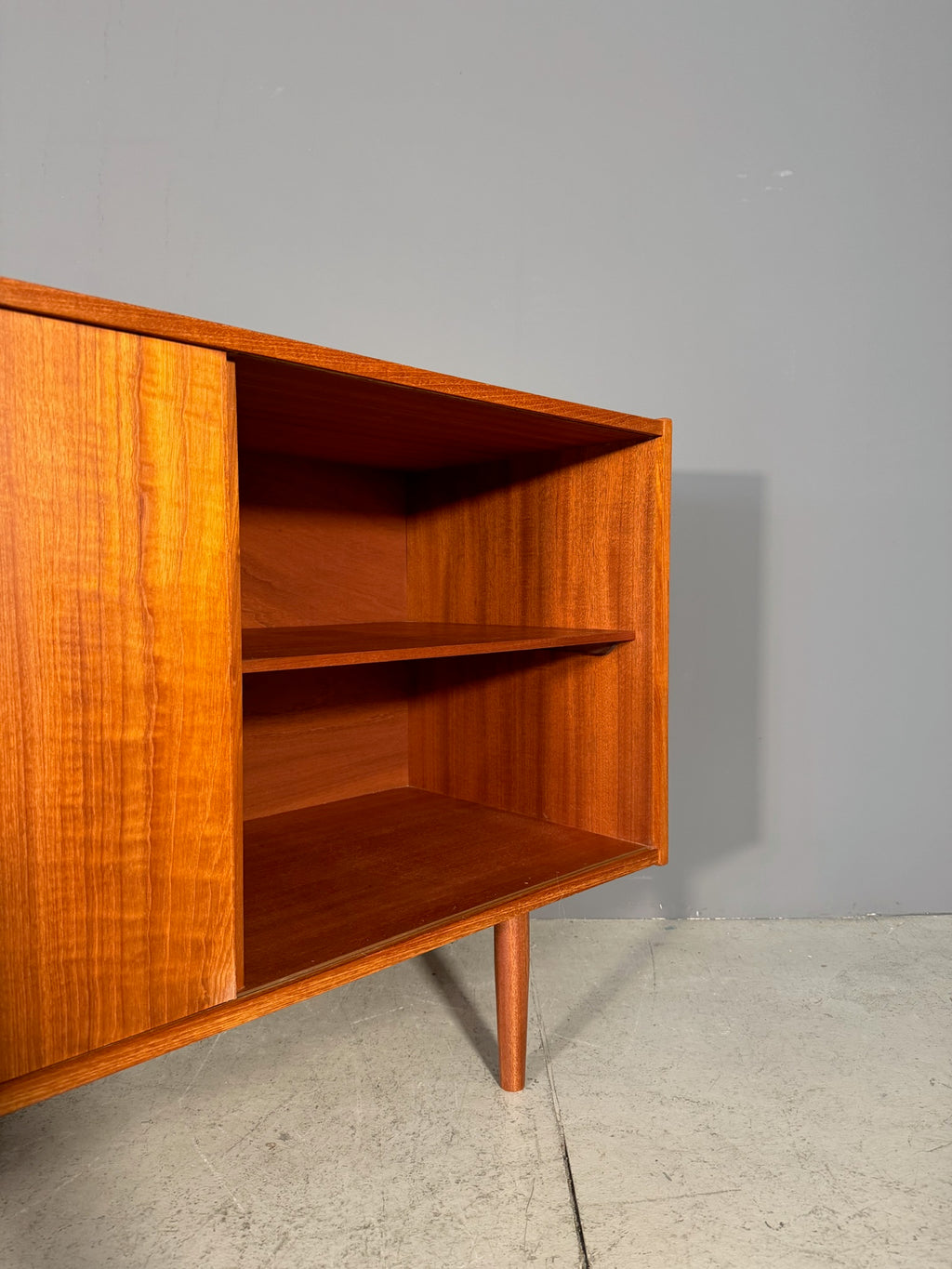 Sideboard danese in teak