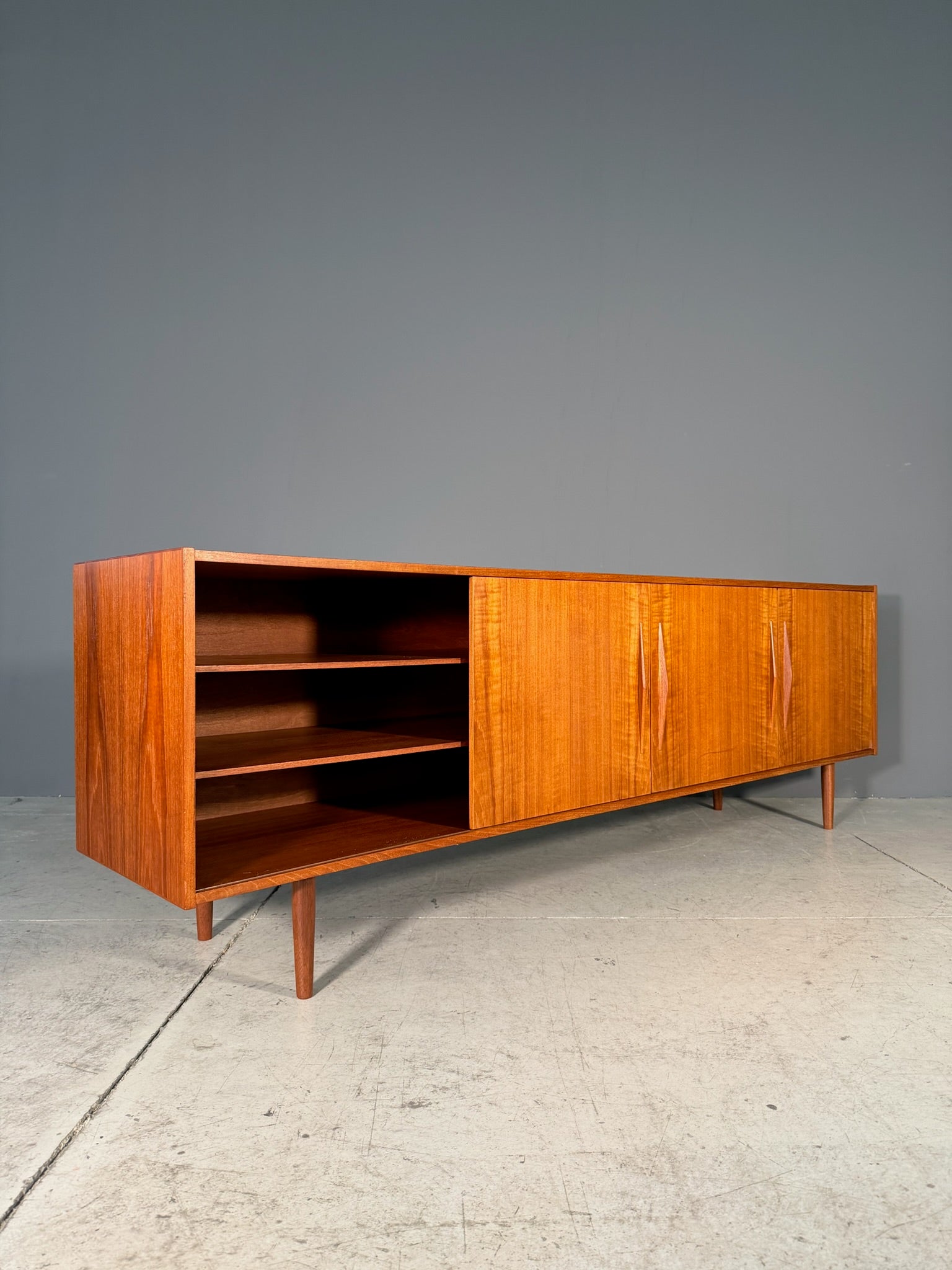 Sideboard danese in teak