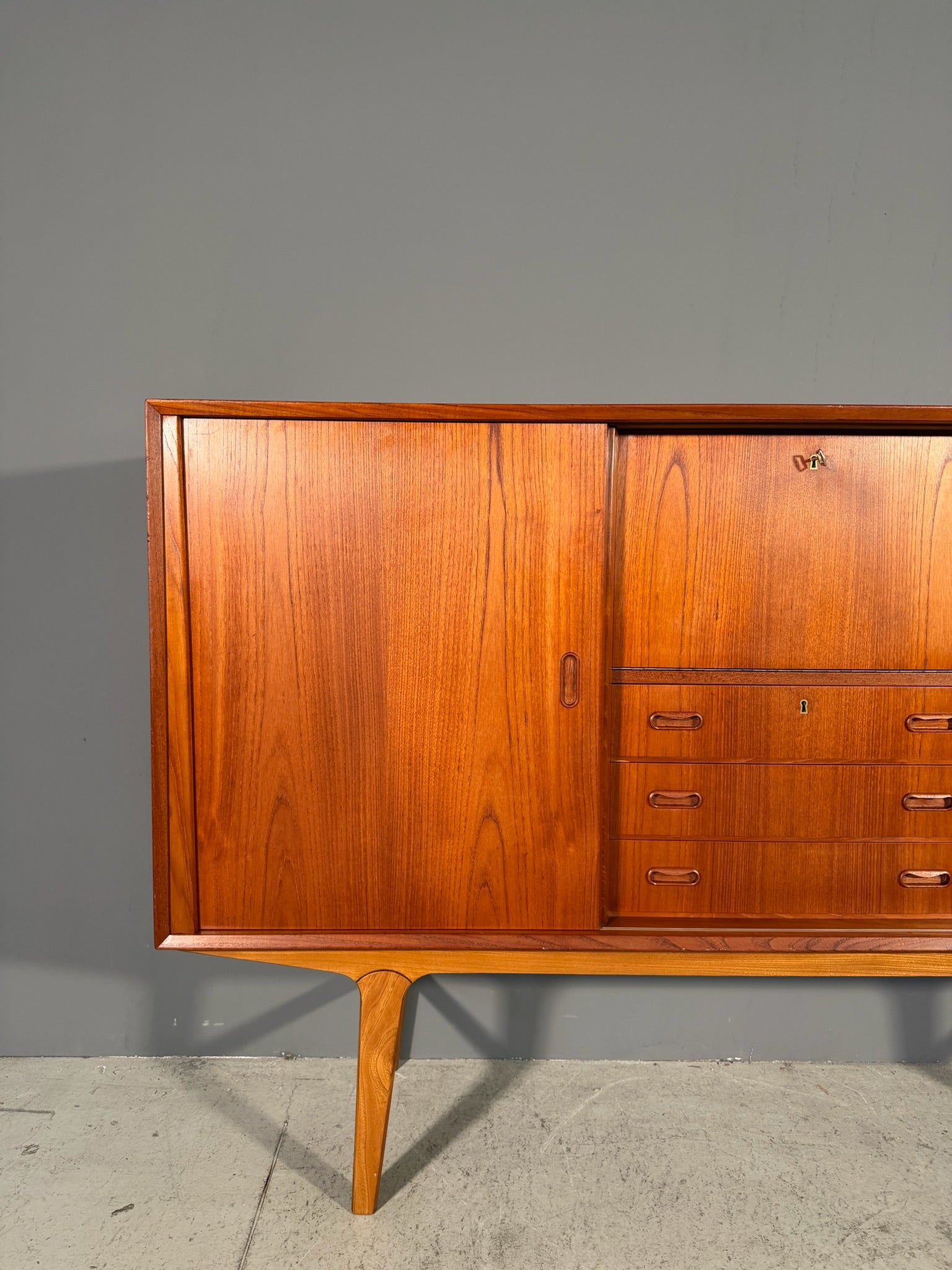 Highboard Anni 60 in teak