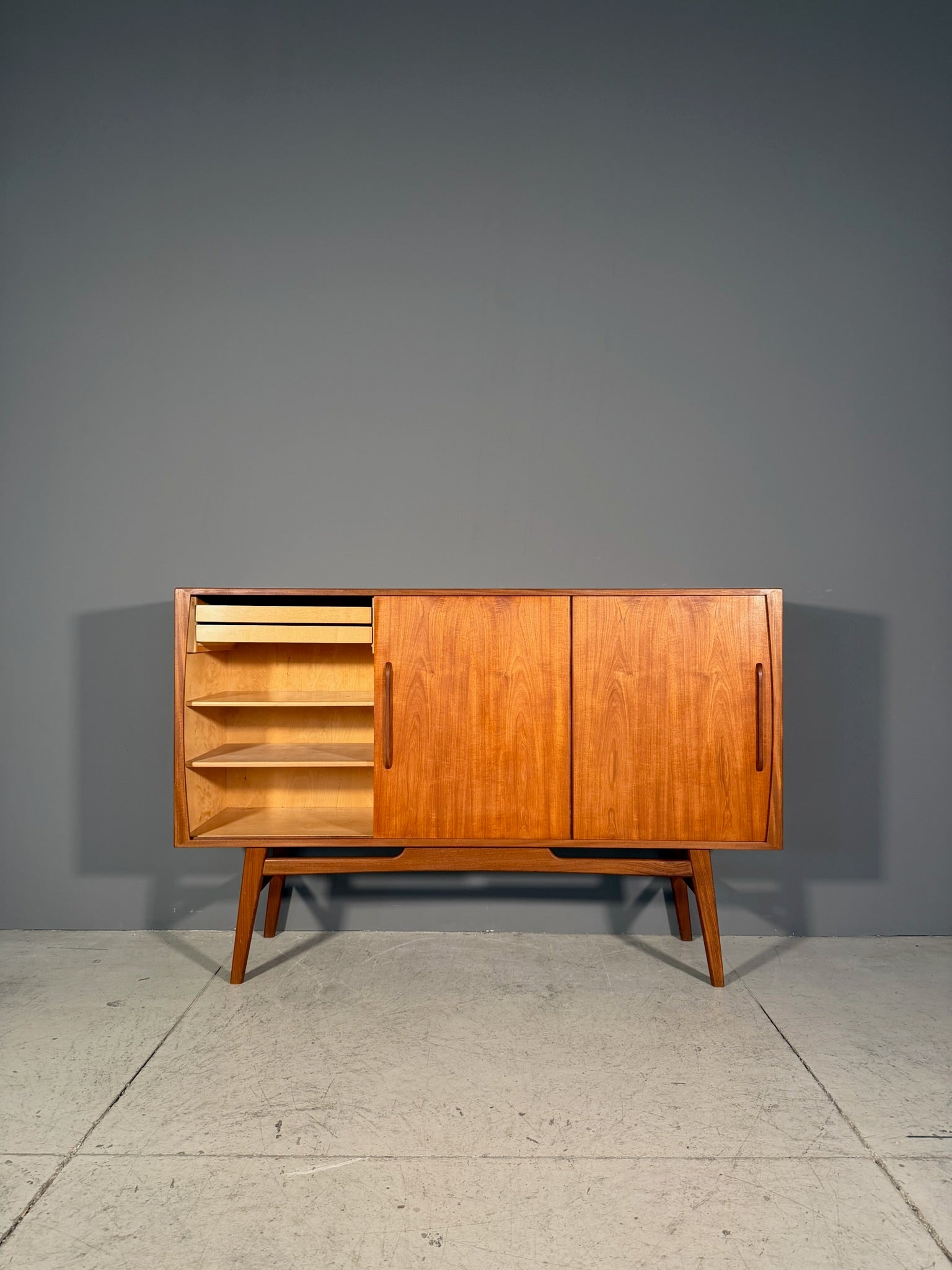 Highboard Anni 60 in teak