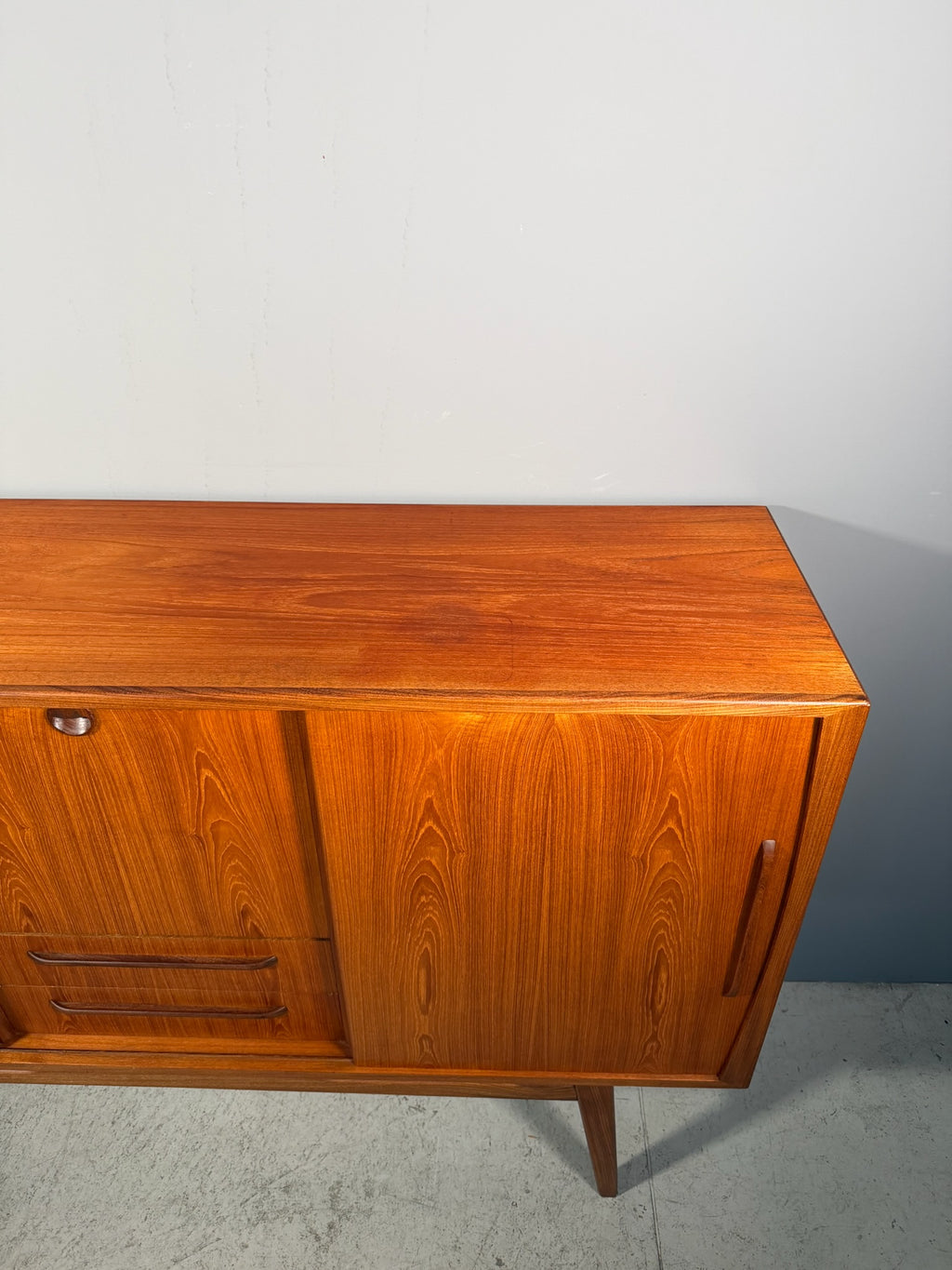 Highboard Anni 60 in teak