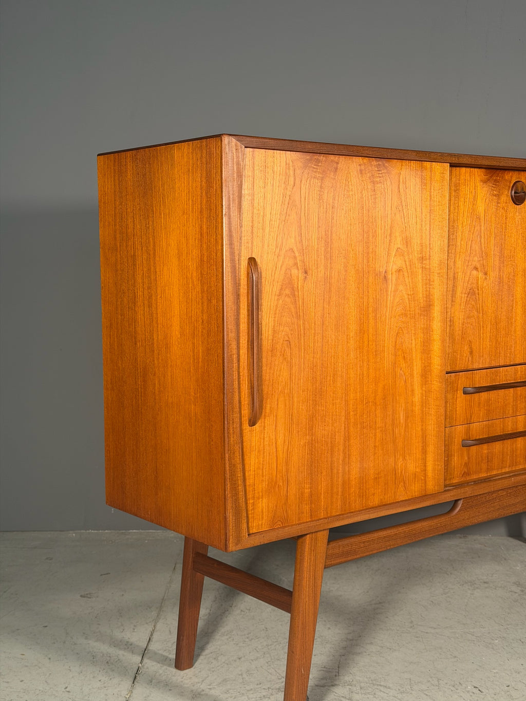 Highboard Anni 60 in teak