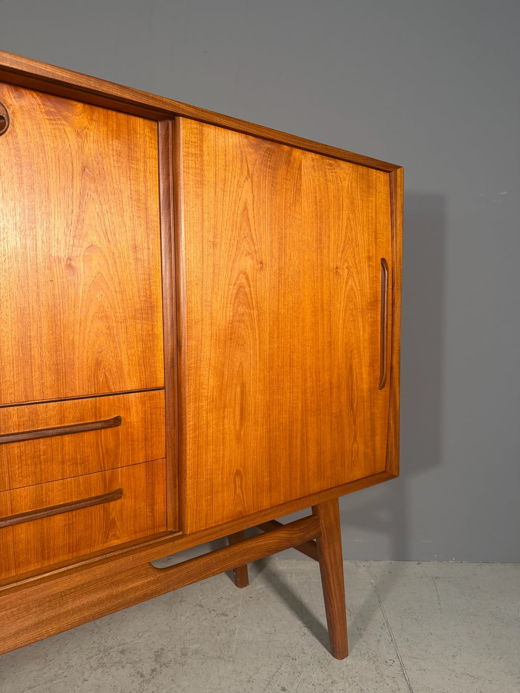 Highboard Anni 60 in teak