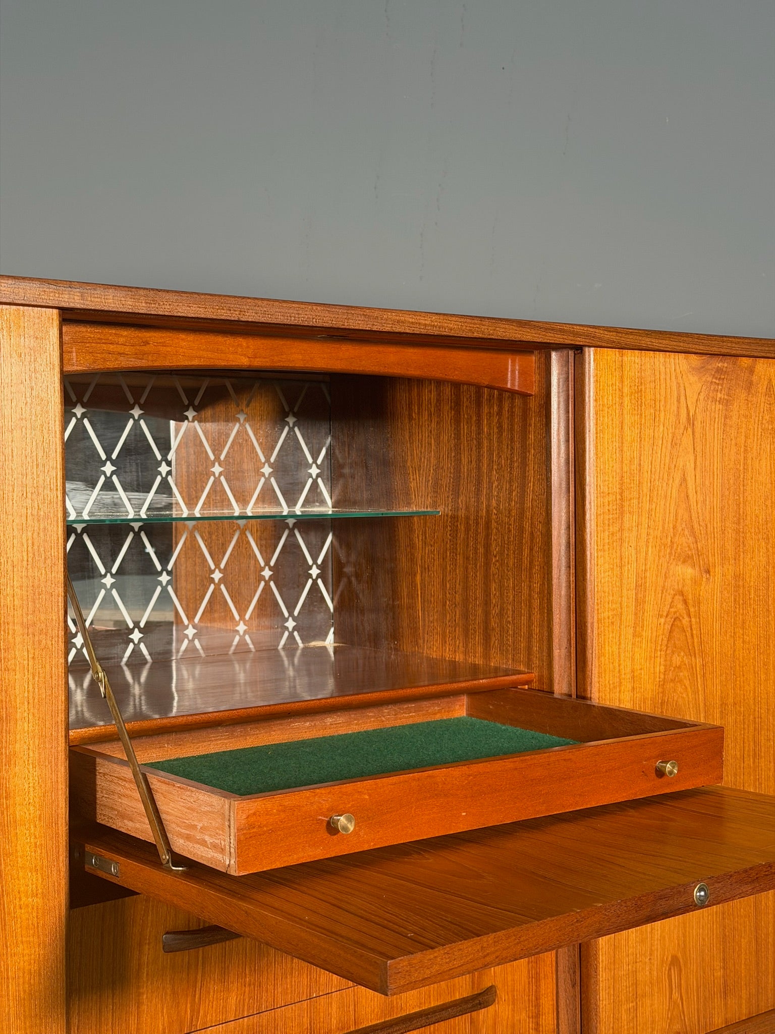 Highboard Anni 60 in teak