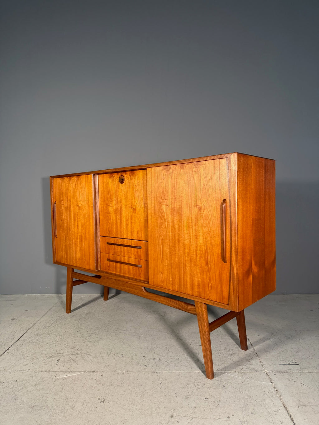 Highboard Anni 60 in teak