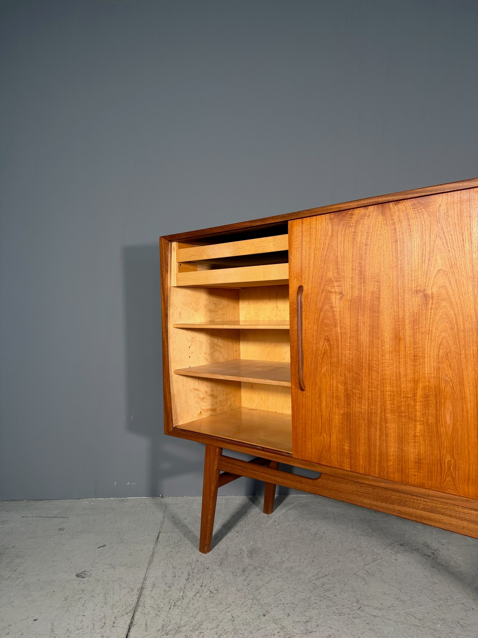 Highboard Anni 60 in teak