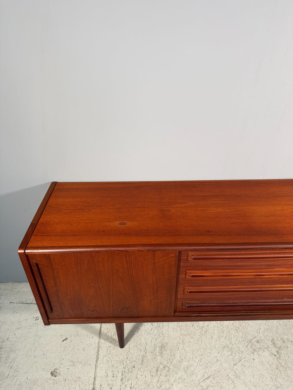 Sideboard in teak di Johannes Andersen