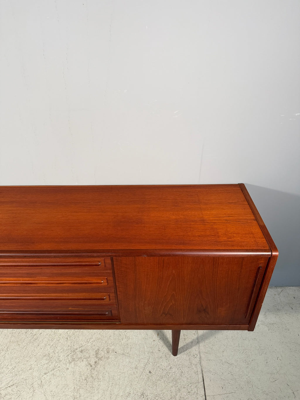 Sideboard in teak di Johannes Andersen