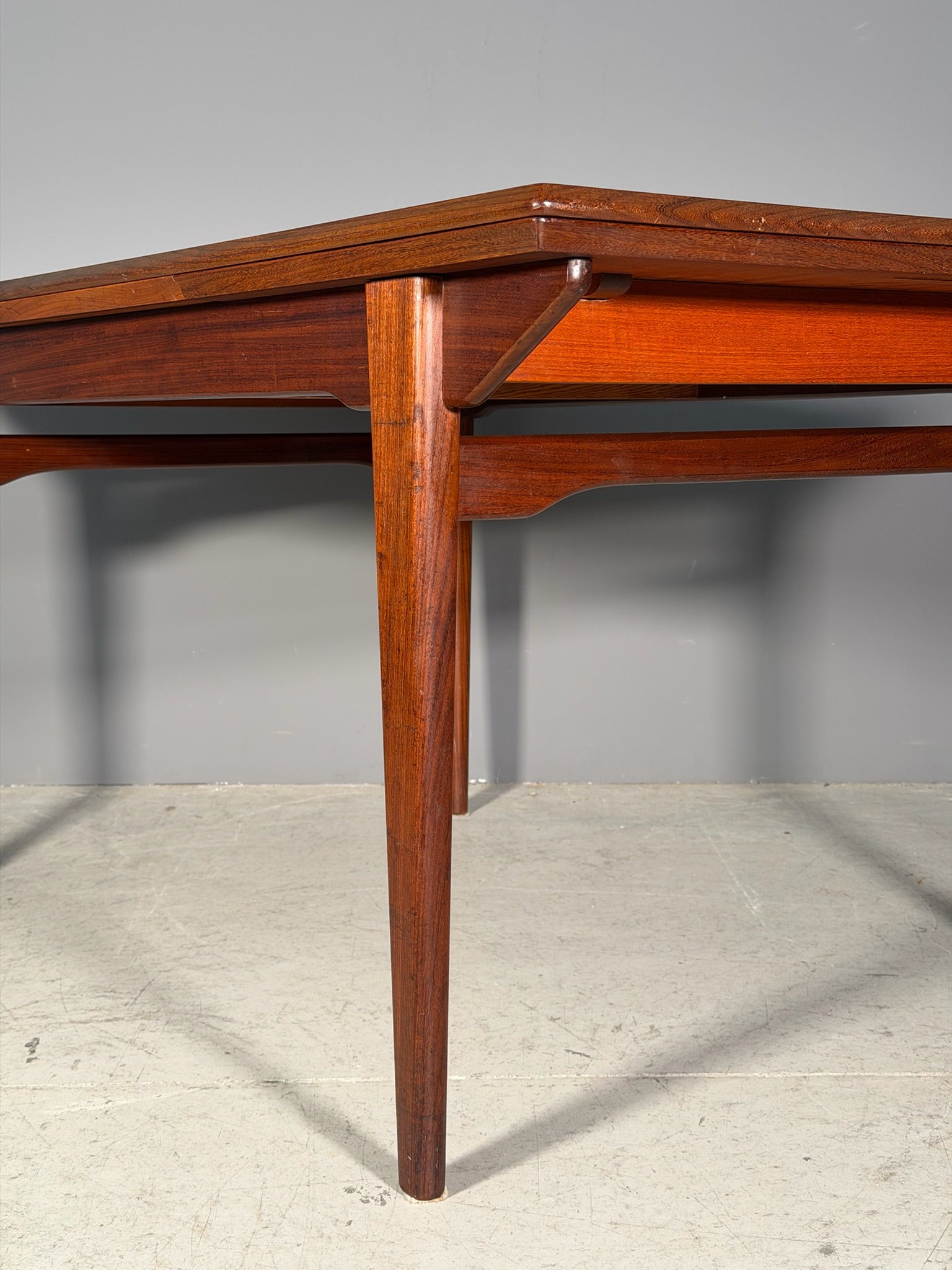 Tavolo in teak Anni 70
