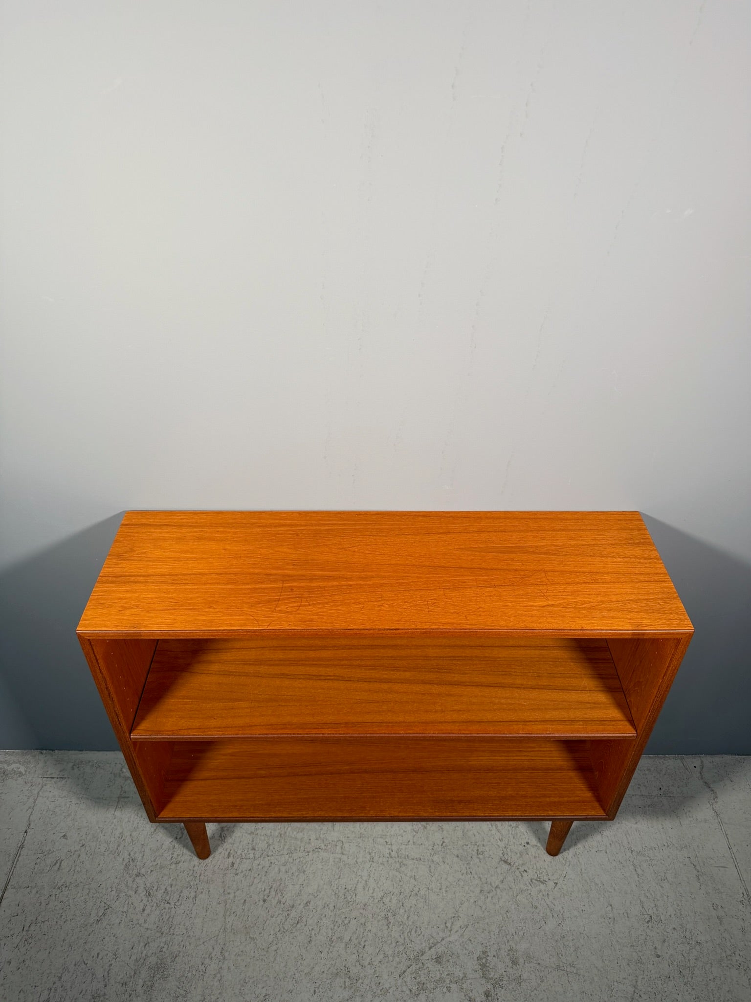 Mobiletto danese in teak
