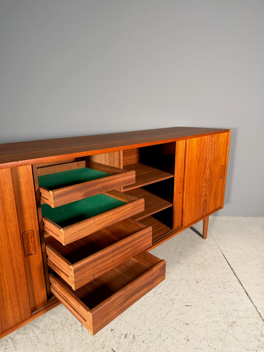 Sideboard danese in teak