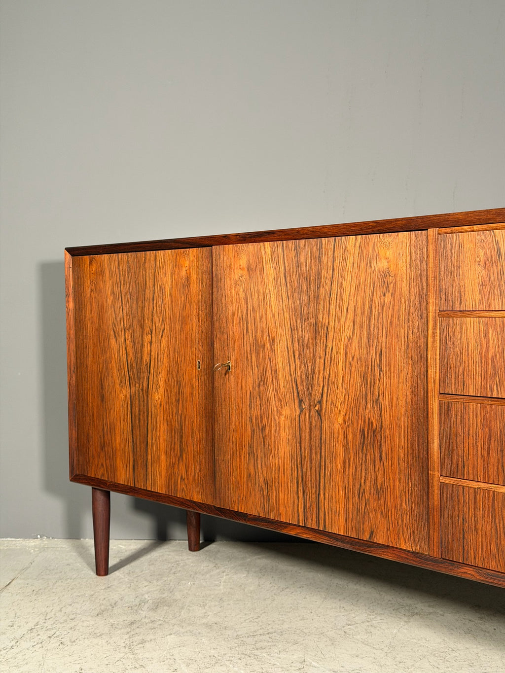 Sideboard in palissandro di Erling Torvits
