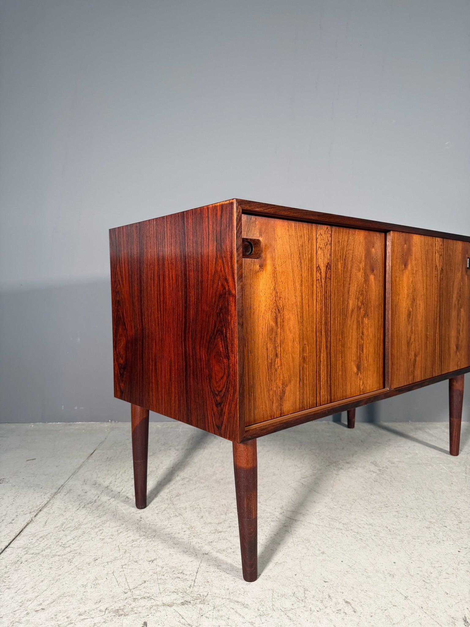 Sideboard danese in palissandro